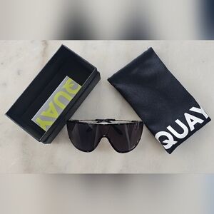 Quay Stylish Oversized Black Sunglasses